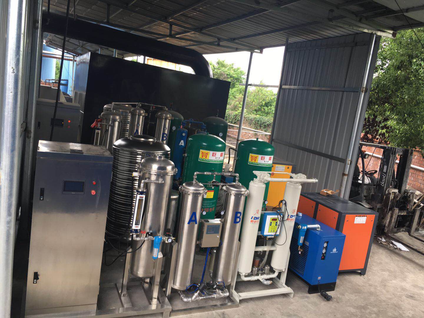 5月份2套1GK氧氣源臭氧發生器應用于湖南建材廠瀝青廢氣處理